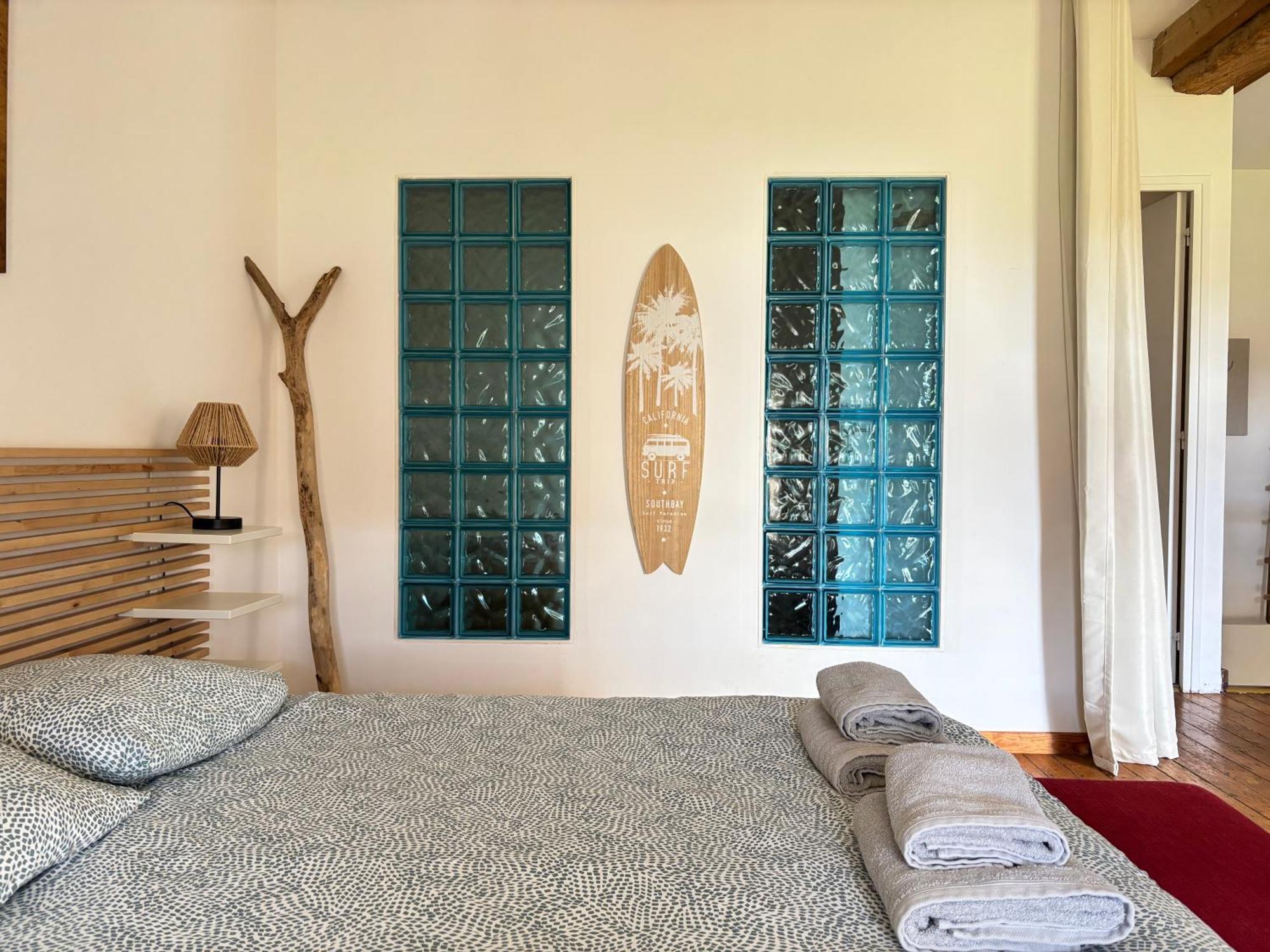 Les Douves Duplex 5 Personnes Lumineux Avec Jardin Et Terrasse Amenagee , Vue Sur Chateau A 5Mn De La Mer, Proche Omaha Beach Et Bayeux Commes Ngoại thất bức ảnh